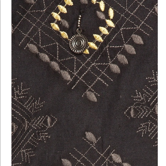 ❌SOLD❌House of Harlow 1960 X Revolve Della Skirt - Picture 7 of 7